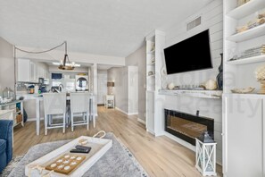 Appart'hôtel, 2 chambres | Coin séjour