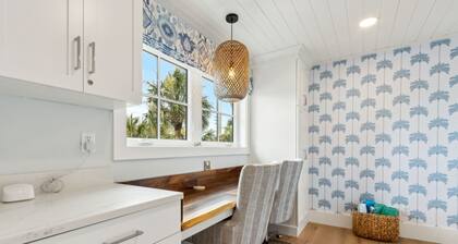 Multi-level Seaside Residence by RedAwning
