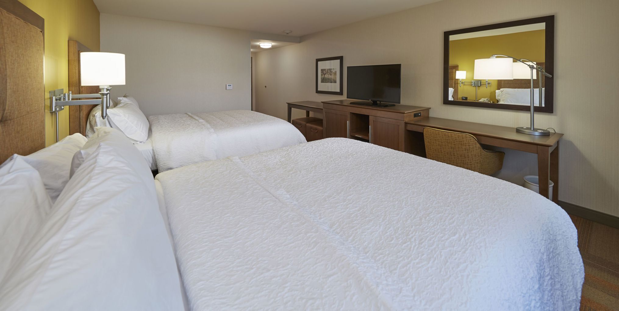 Travel cot, free rollaway beds, free WiFi, bed sheets