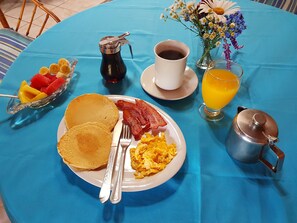 Free cooked-to-order breakfast