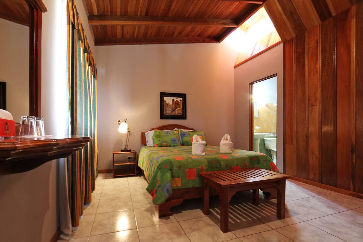 Deluxe Family Room | Premium bedding, desk, blackout curtains, free WiFi
