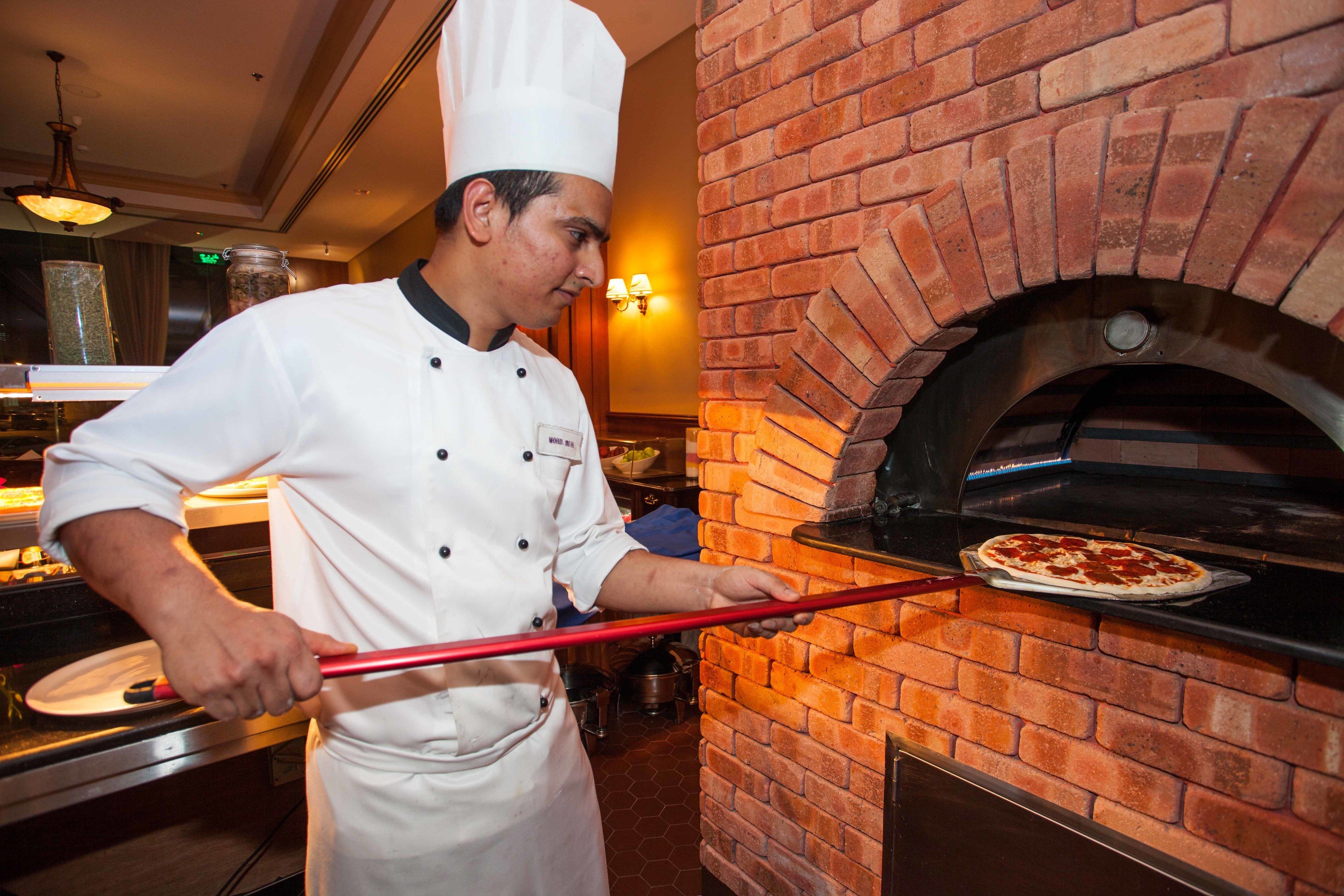 breakfast, lunch, dinner served; international cuisine