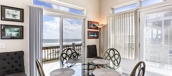 812 S. Fletcher - 3 Br Cottage