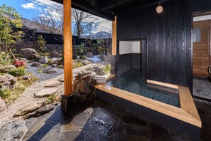 傳統客房, 非吸煙房 (Japanese Room Katsura w/Open-air-bath) | 室外 Spa 池