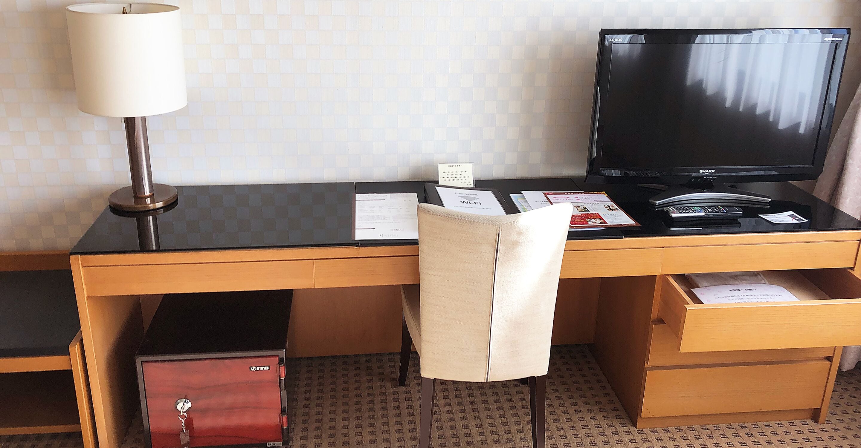 standard twin room | 1 bedroom, in-room safe, free wifi