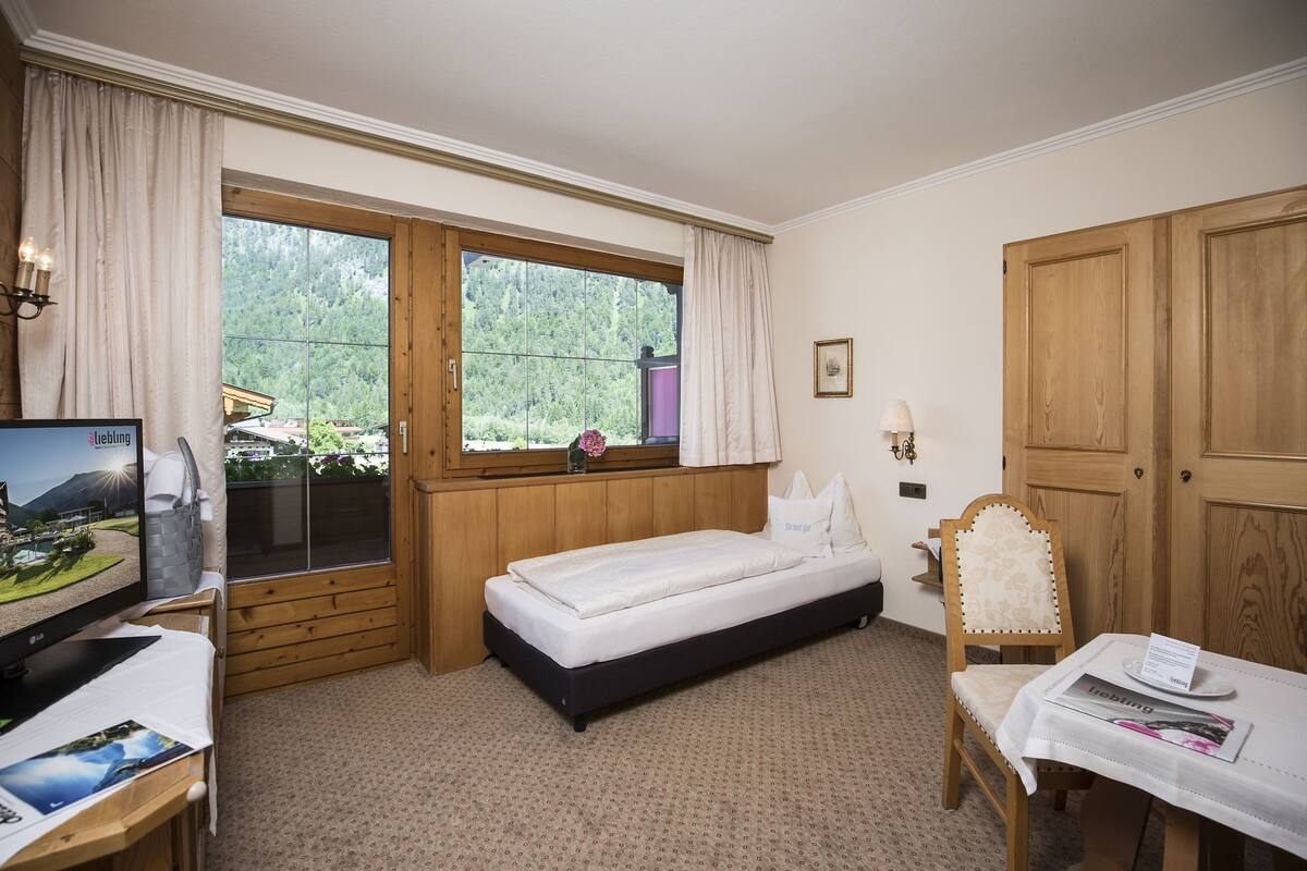 Phòng đơn, 1 giường đơn | Bộ đồ giường cao cấp, minibar, két bảo mật tại phòng