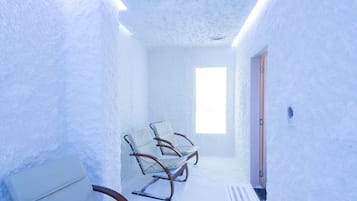 Couples treatment room(s), sauna, steam room, Turkish bath/hammam
