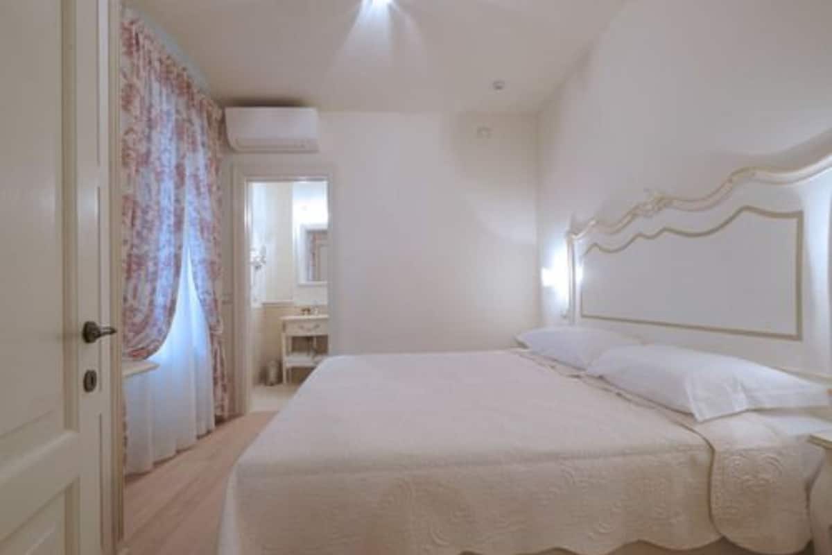 1 habitación y ropa de cama de alta calidad
