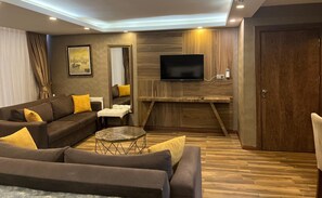 Junior Double Room, Kitchenette, City View | In-room safe, blackout drapes, iron/ironing board, free WiFi - No 139 Apartments (Istanbul)