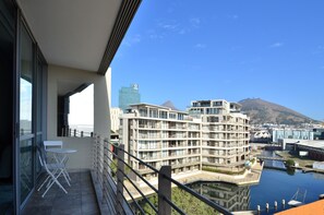 Apartment, Balcony | Balcony view - 410 Harbour Bridge (Cape Town)