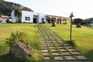 Entrada de la propiedad