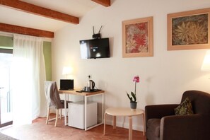 Standard Double Room | Living area | LED TV