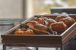Petit déjeuner buffet