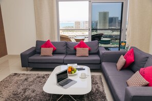 40-inch LED TV with satellite channels, TV - Gulf Suites Hotel Amwaj (Amwaj Islands)