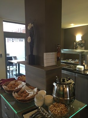 Snack bar - Hotel Tia Maria (Sunny Beach)
