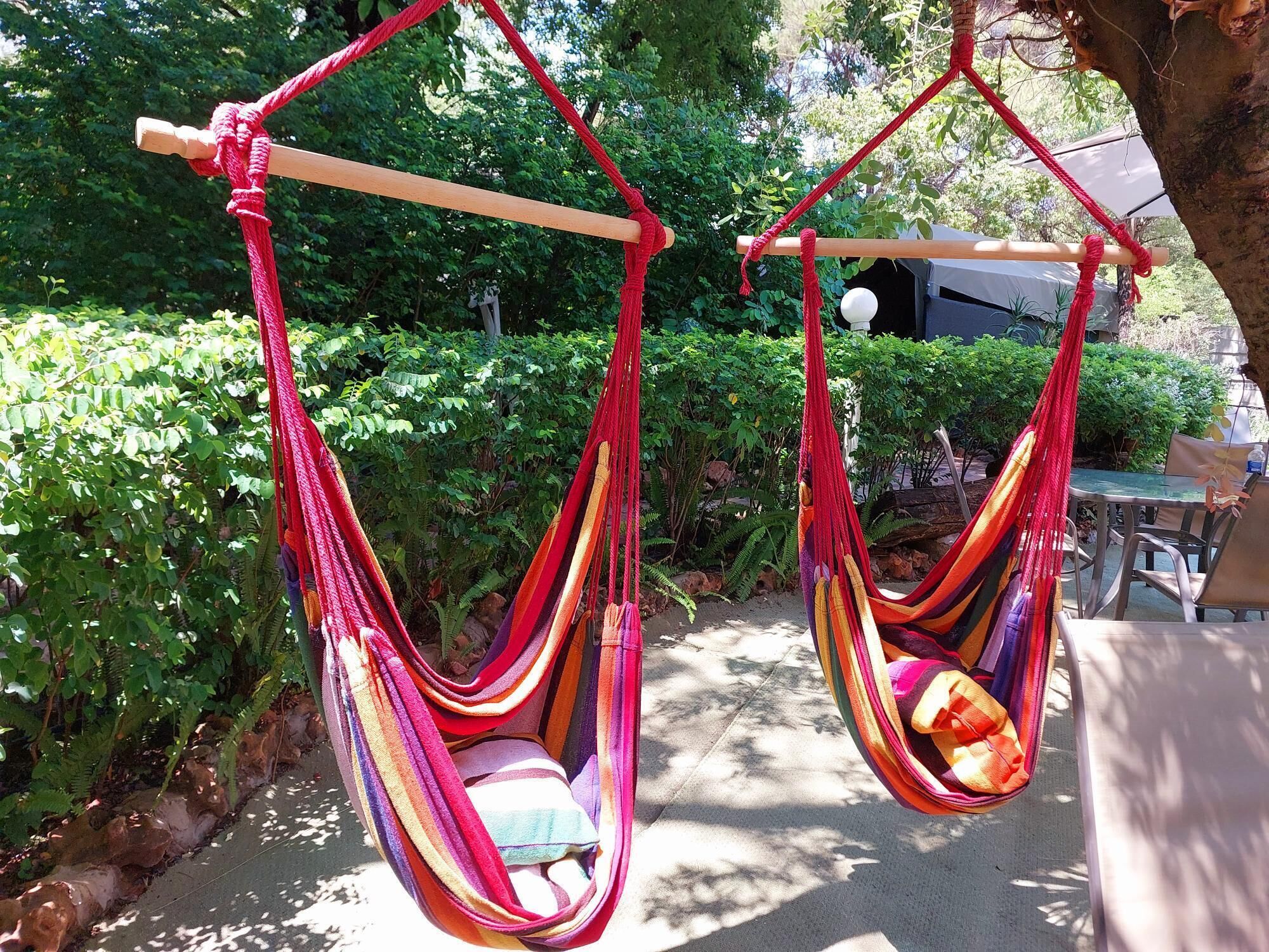 Twin Ensuite Room | In-room safe, bed sheets