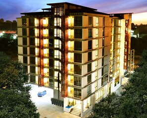 Halaman properti