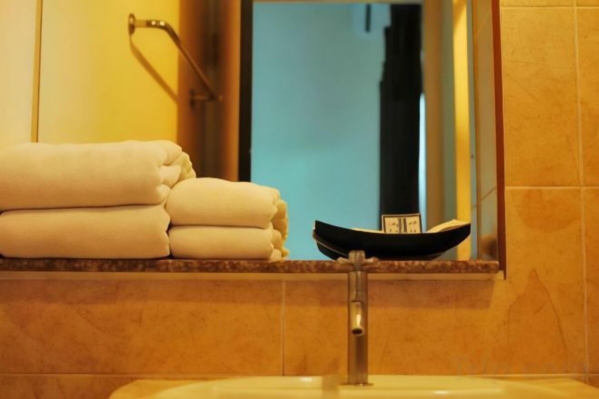 Bathroom | Shower, free toiletries, hair dryer, towels