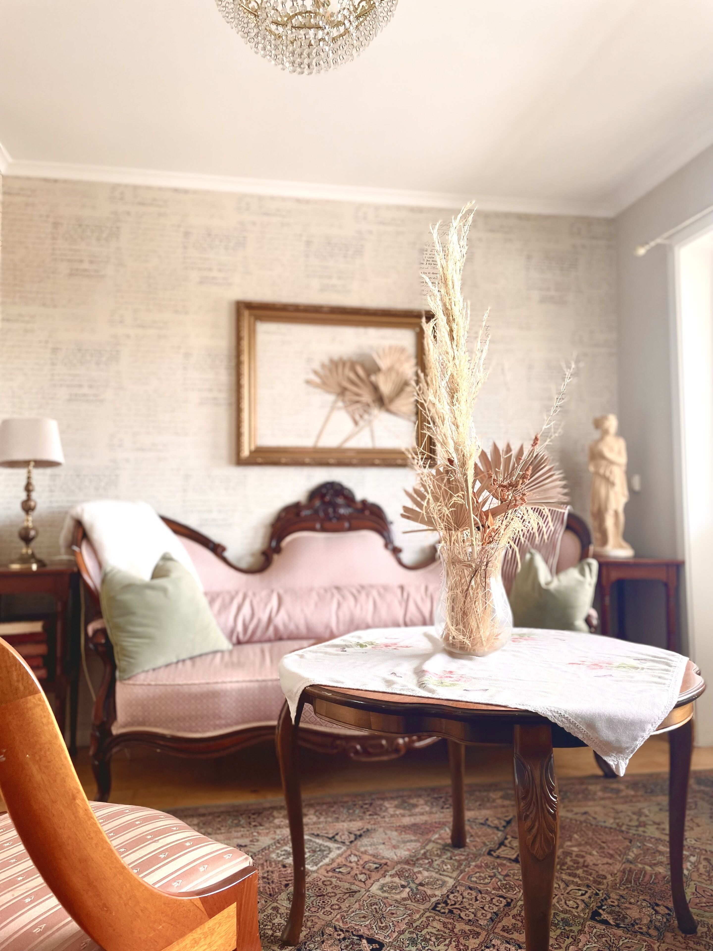 deluxe twin room, 1 queen bed, ocean view | 1 bedroom, minibar, desk, iron/ironing board