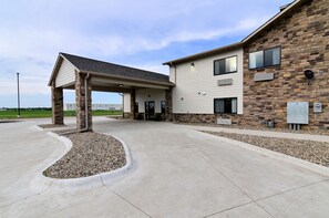 Property entrance - Cobblestone Inn & Suites - Monticello (Monticello)