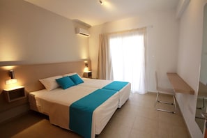Room - Sea CleoNapa Hotel (Ayia Napa)