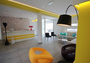 Lobby sitting area - Sea CleoNapa Hotel (Ayia Napa)
