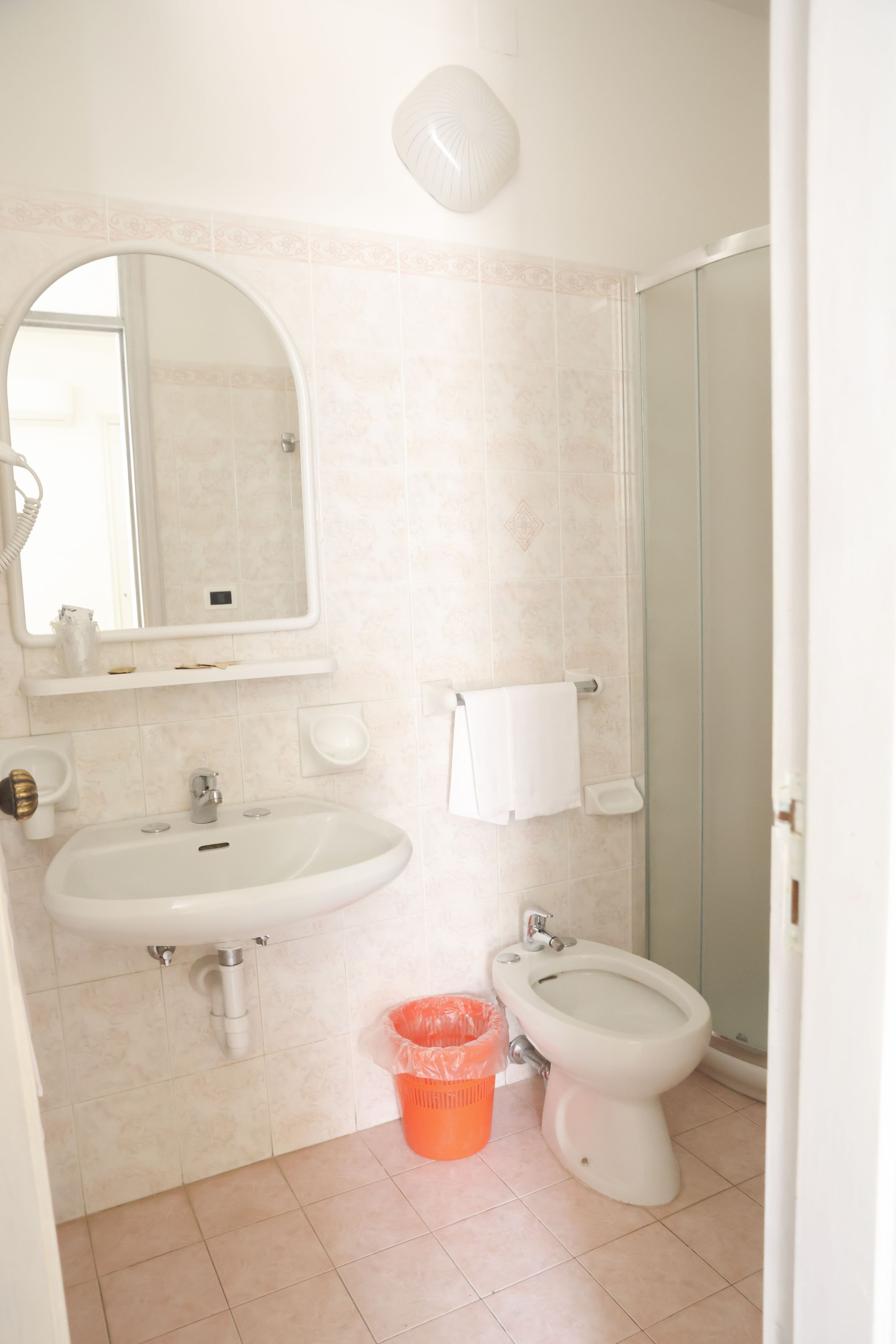 standard room | bathroom | shower, free toiletries, hair dryer, towels
