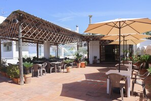 Terrace/patio - Hotel Cesotta (Forio)