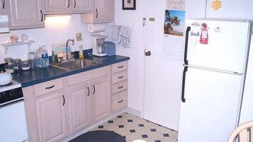 Studio | Private kitchen | Full-size fridge, microwave, coffee/tea maker, toaster