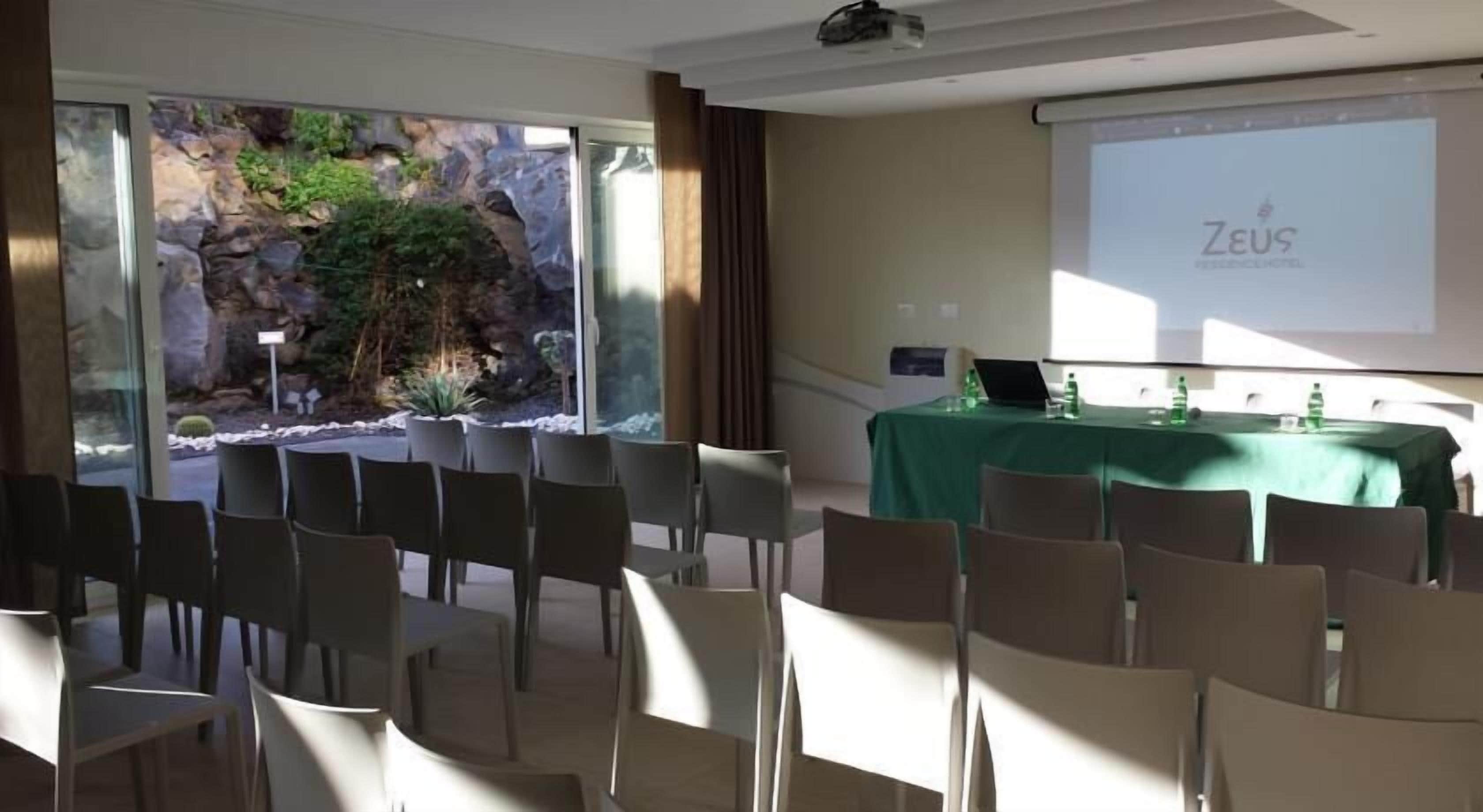 Foto - Zeus Hotel - Aparthotel - Meeting & Congress