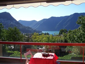 Deluxe Apartment, 2 Double Beds, Non Smoking, Lake View (openspace) | Point of interest