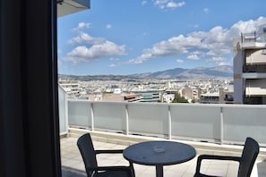Deluxe Double or Twin Room, Balcony