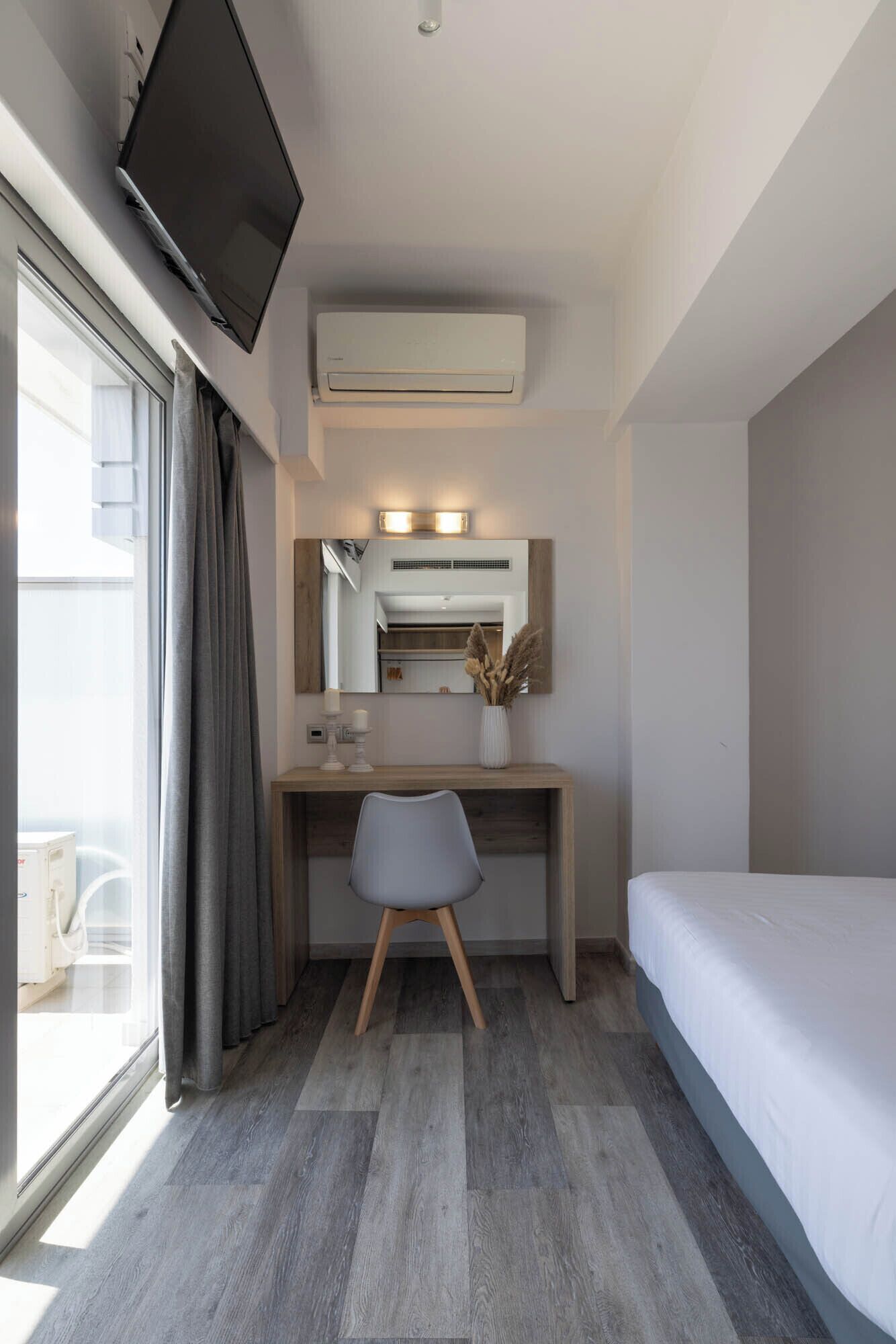 Deluxe Double or Twin Room, Balcony
