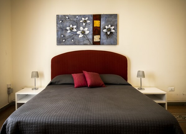 Doppel- oder Zweibettzimmer