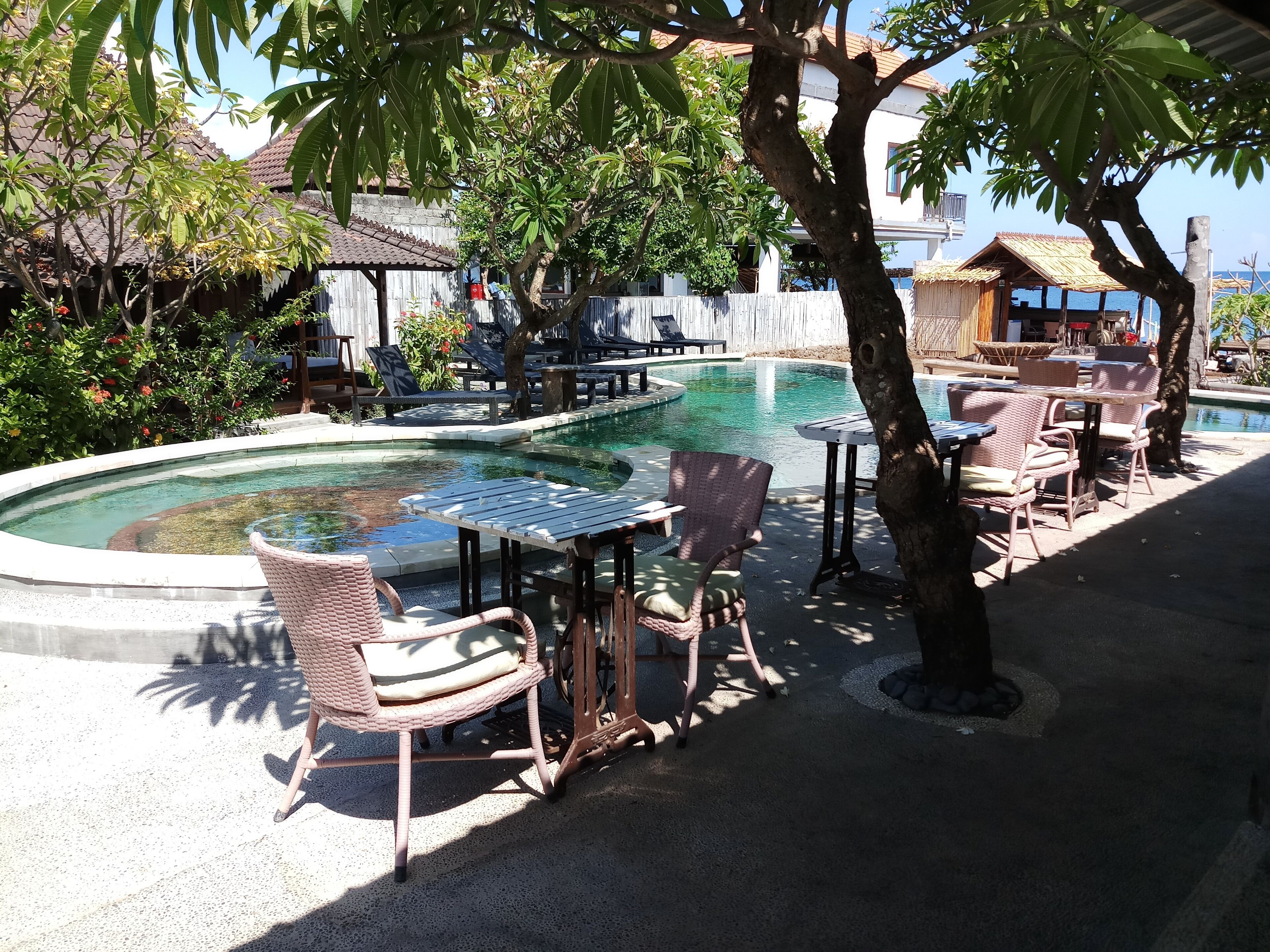 Tempat makan outdoor