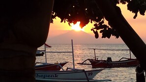 Front of property - evening/night - Starlight Restaurant & Bungalows (Buleleng)
