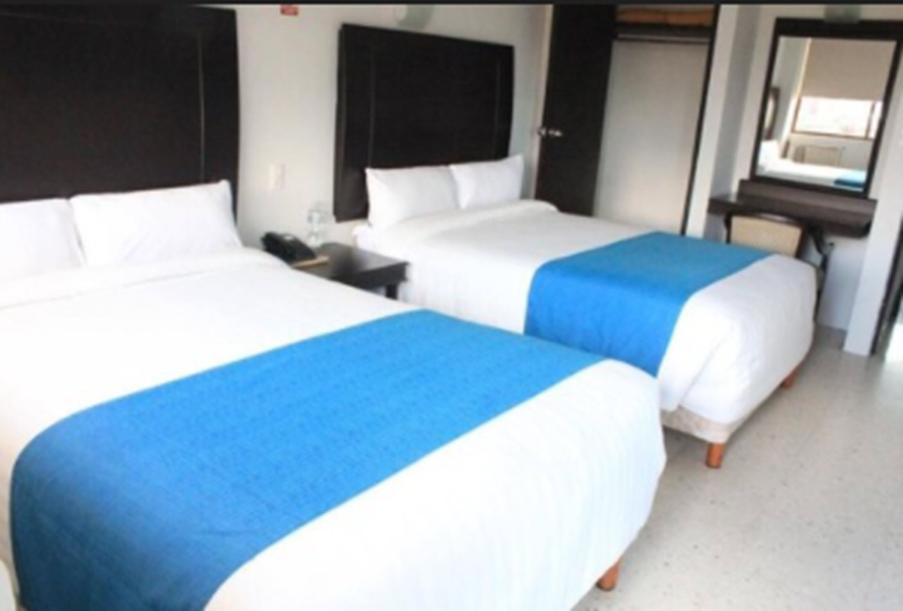 premium bedding, in-room safe, desk, free wifi