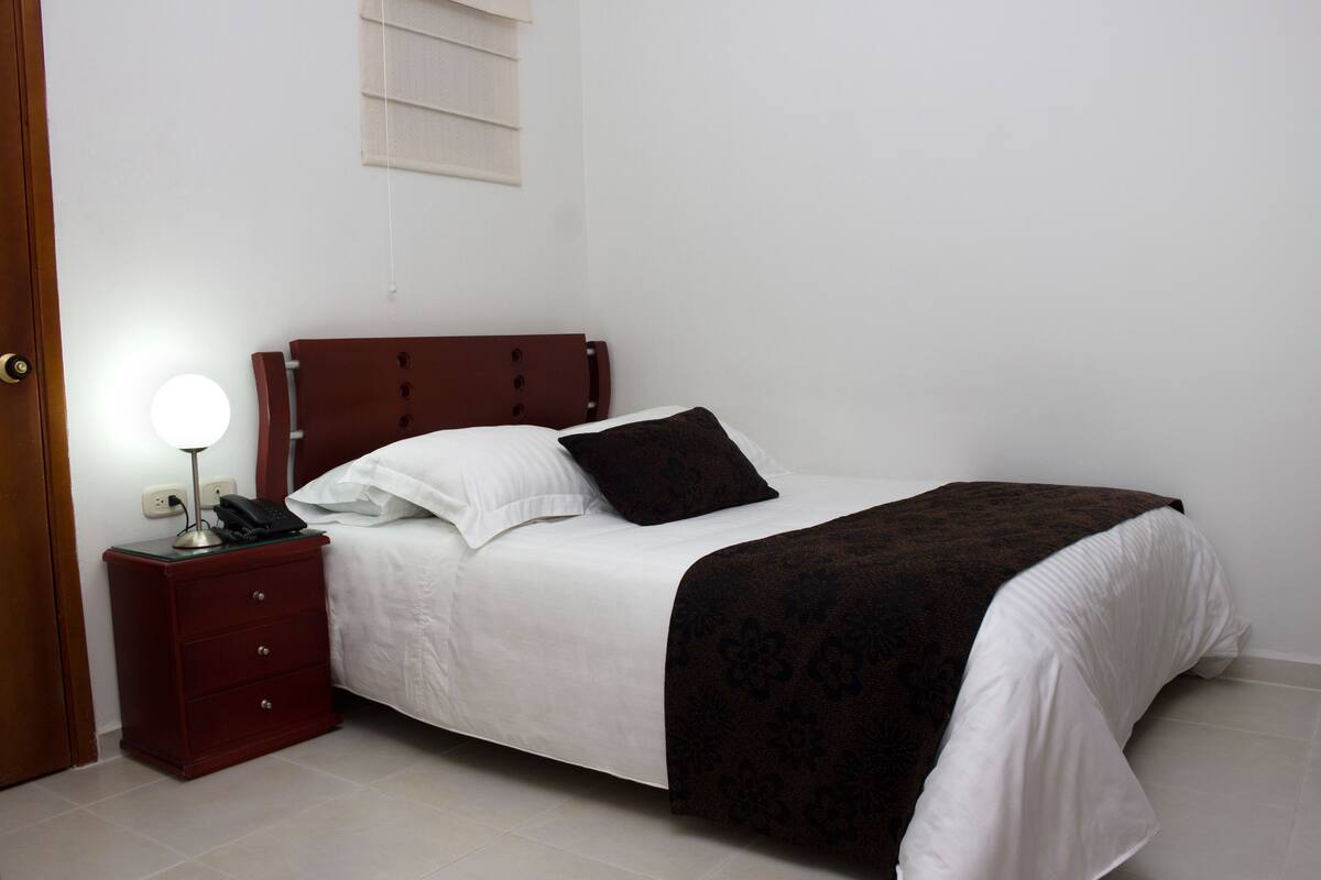 Standard Double Room | In-room safe, desk, rollaway beds, free WiFi