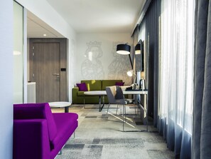 Executive Suite, Multiple Beds | Minibar, in-room safe, desk, blackout curtains - Mercure Krakow Stare Miasto (Old Town) (Kraków)