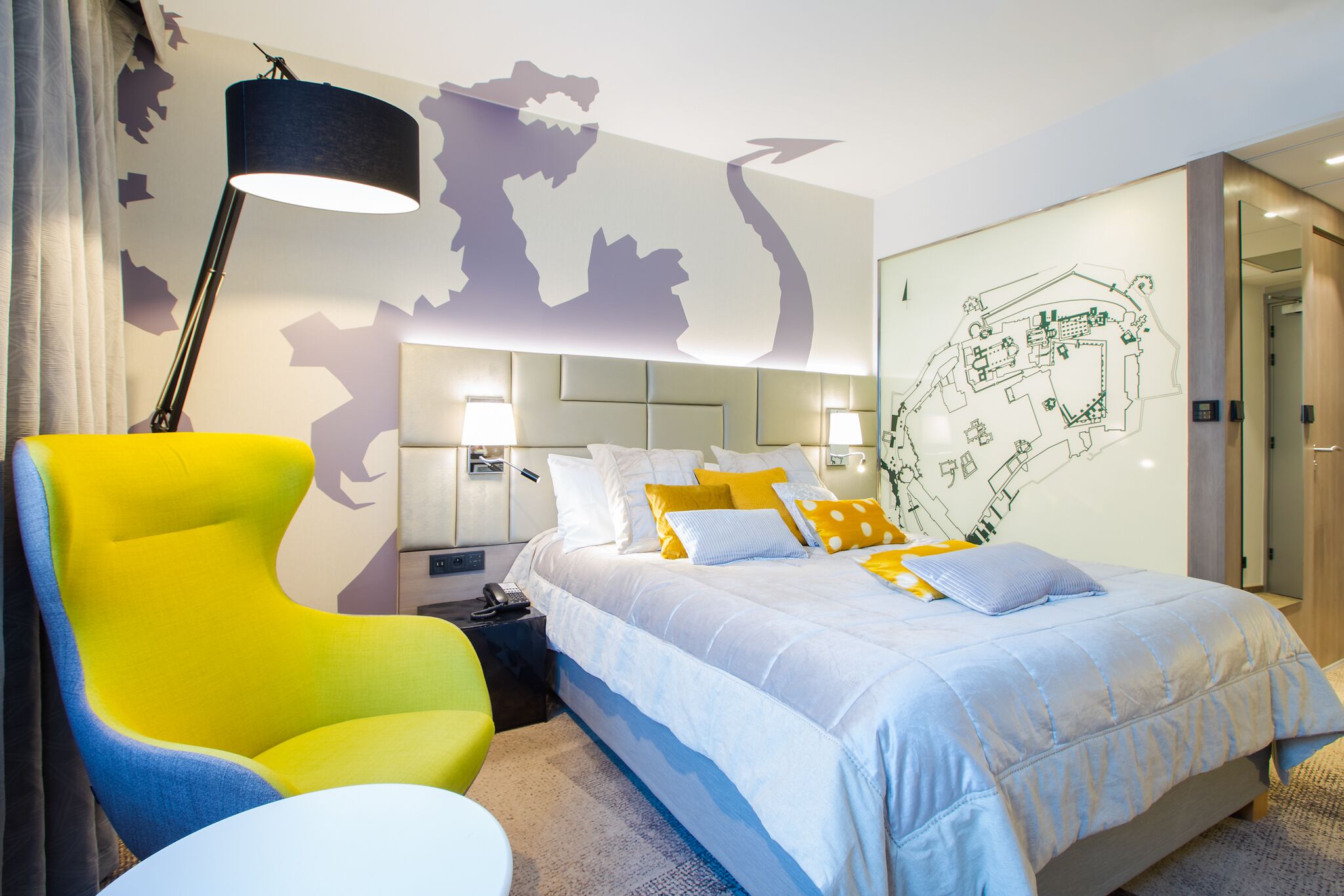 minibar, in-room safe, desk, blackout curtains