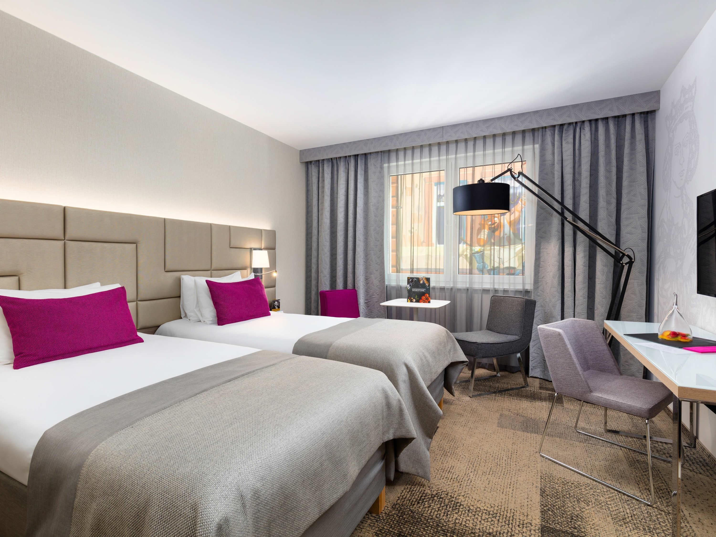 Classic Twin Room, 2 Single Beds | Minibar, in-room safe, desk, blackout curtains