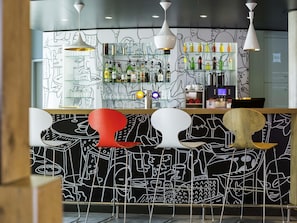 Bar (in der Unterkunft)