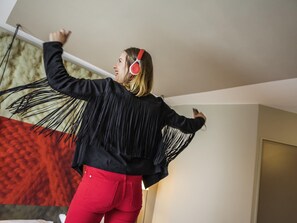 Premium-sengetøj, skrivebord, arbejdsområde til bærbare computere