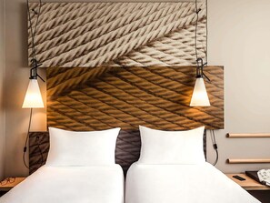 标准房, 1 张��双人床 | 高档床上用品、办公桌、笔记本电脑工作区、遮光窗帘