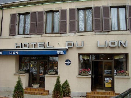Exterior. Hotel Du Lion