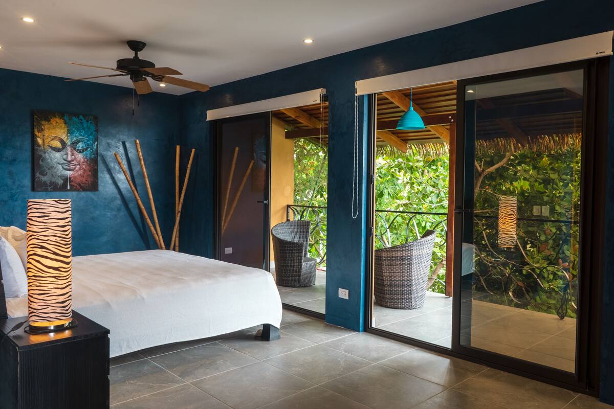 deluxe villa | terrace/patio