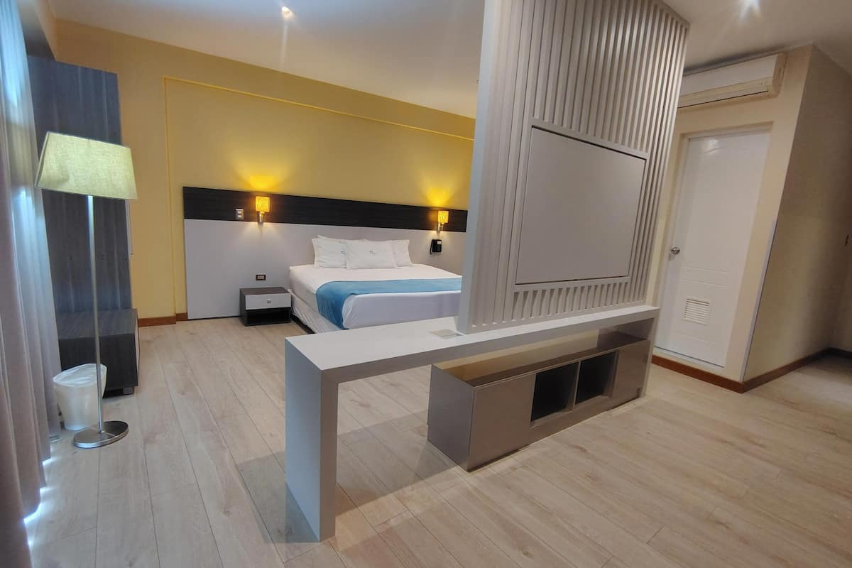 1 habitación, minibar, caja de seguridad en la habitación y escritorio