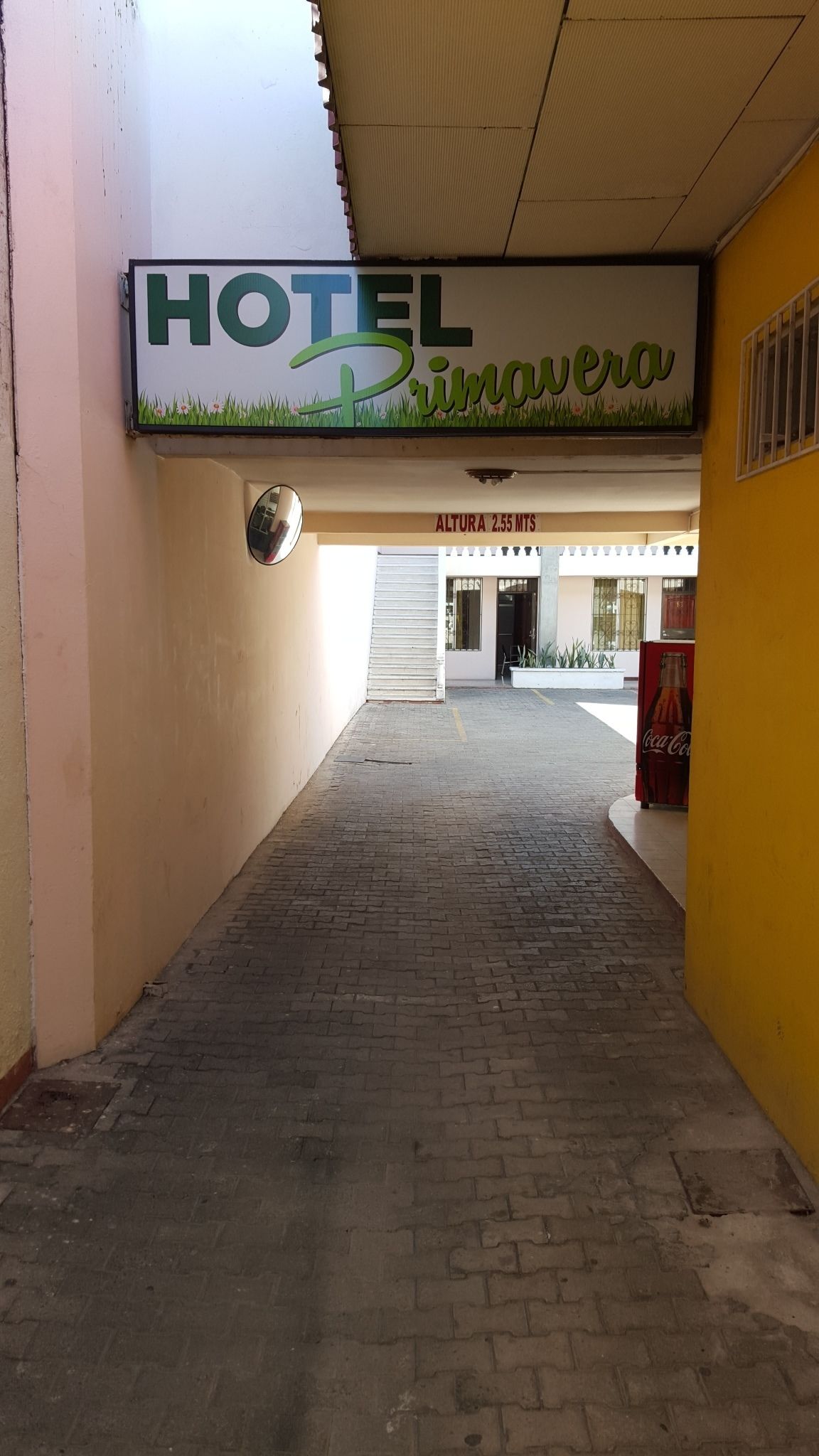 Entrada de la propiedad