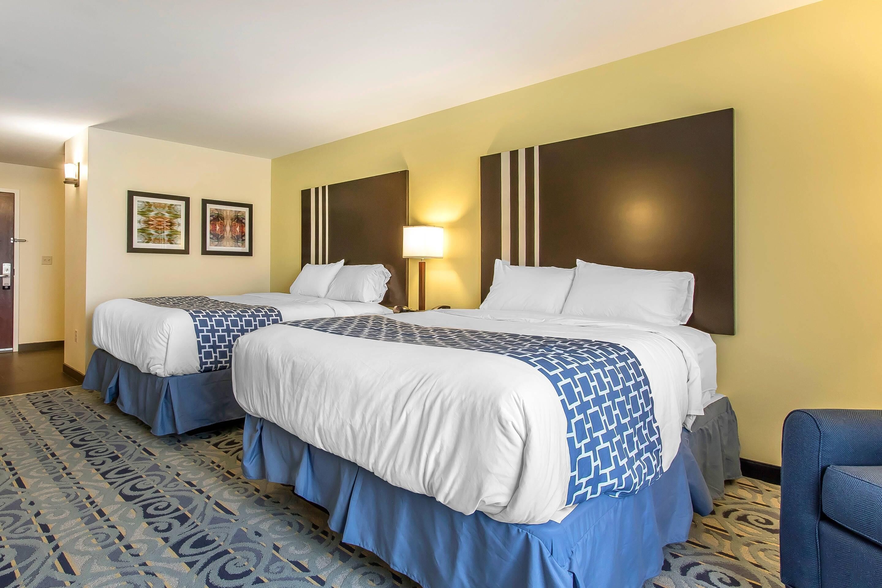 desk, iron/ironing board, rollaway beds, free wifi