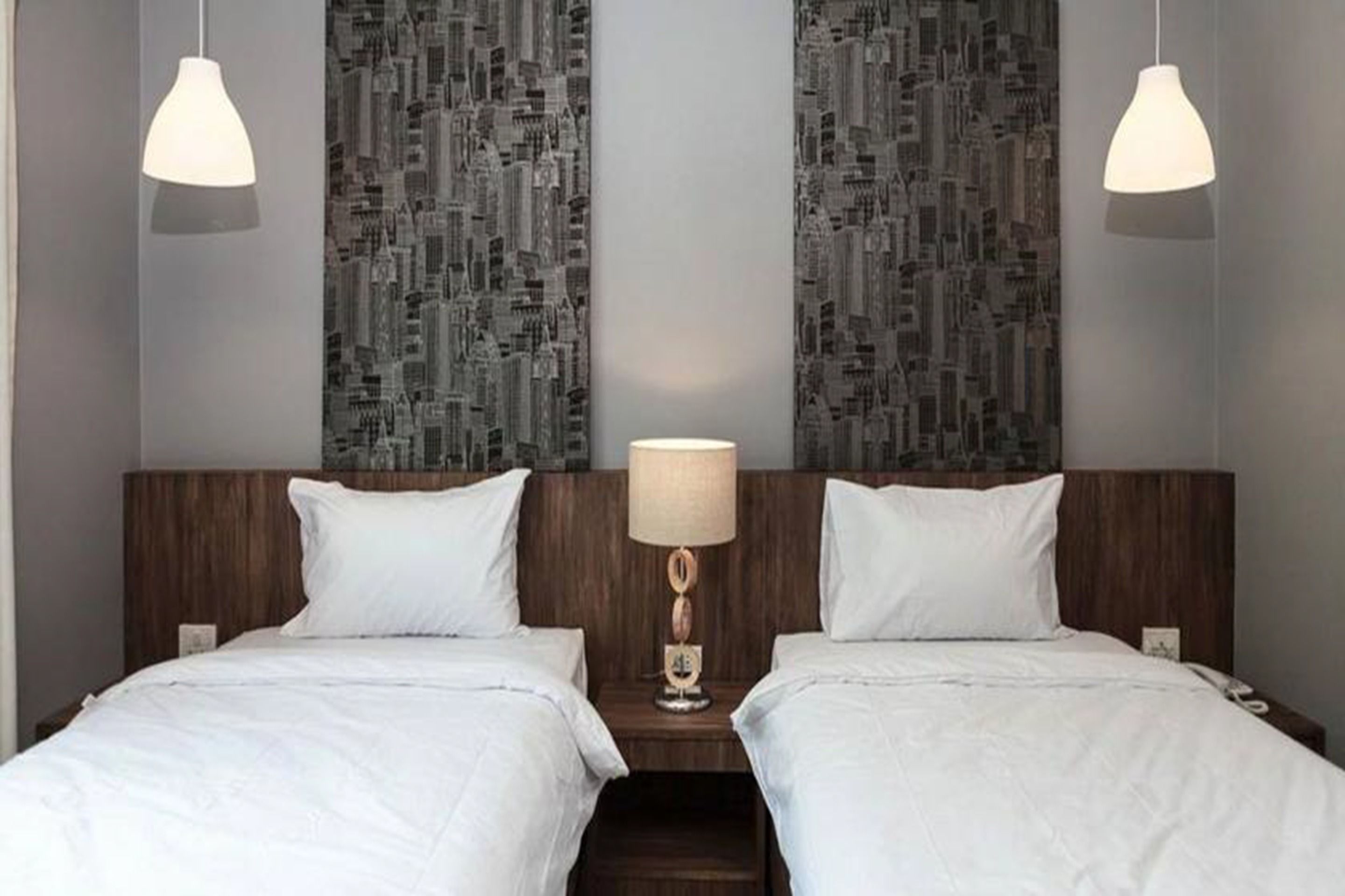 desk, soundproofing, free wifi